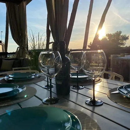 Mobile Divina Camp Porton Nature Hideouts Rovinj