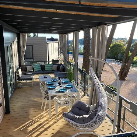 Mobile Divina Camp Porton Nature Hideouts Campingplatz *