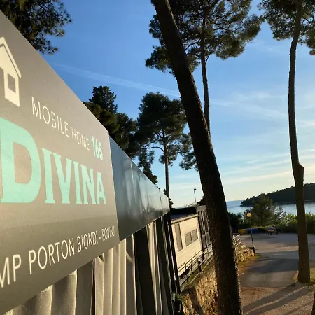 Mobile Divina Camp Porton Nature Hideouts Campingplatz Rovinj